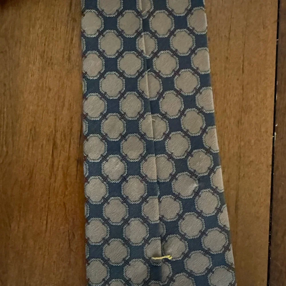 Christian Dior Silk Tie‎ Geometric Pattern Men's Luxury Necktie Tag Missing